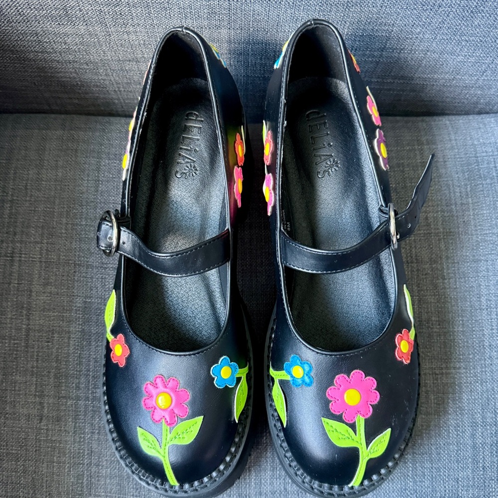 Delia’s Floral Black Platform Shoes Sz 8 - Picture 4 of 10